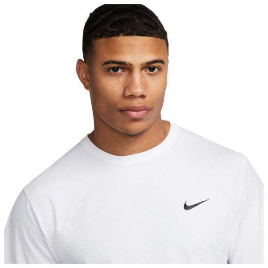 Nike Ανδρική κοντομάνικη μπλούζα Hyverse Dri-FIT UV Versatile T-Shirt
